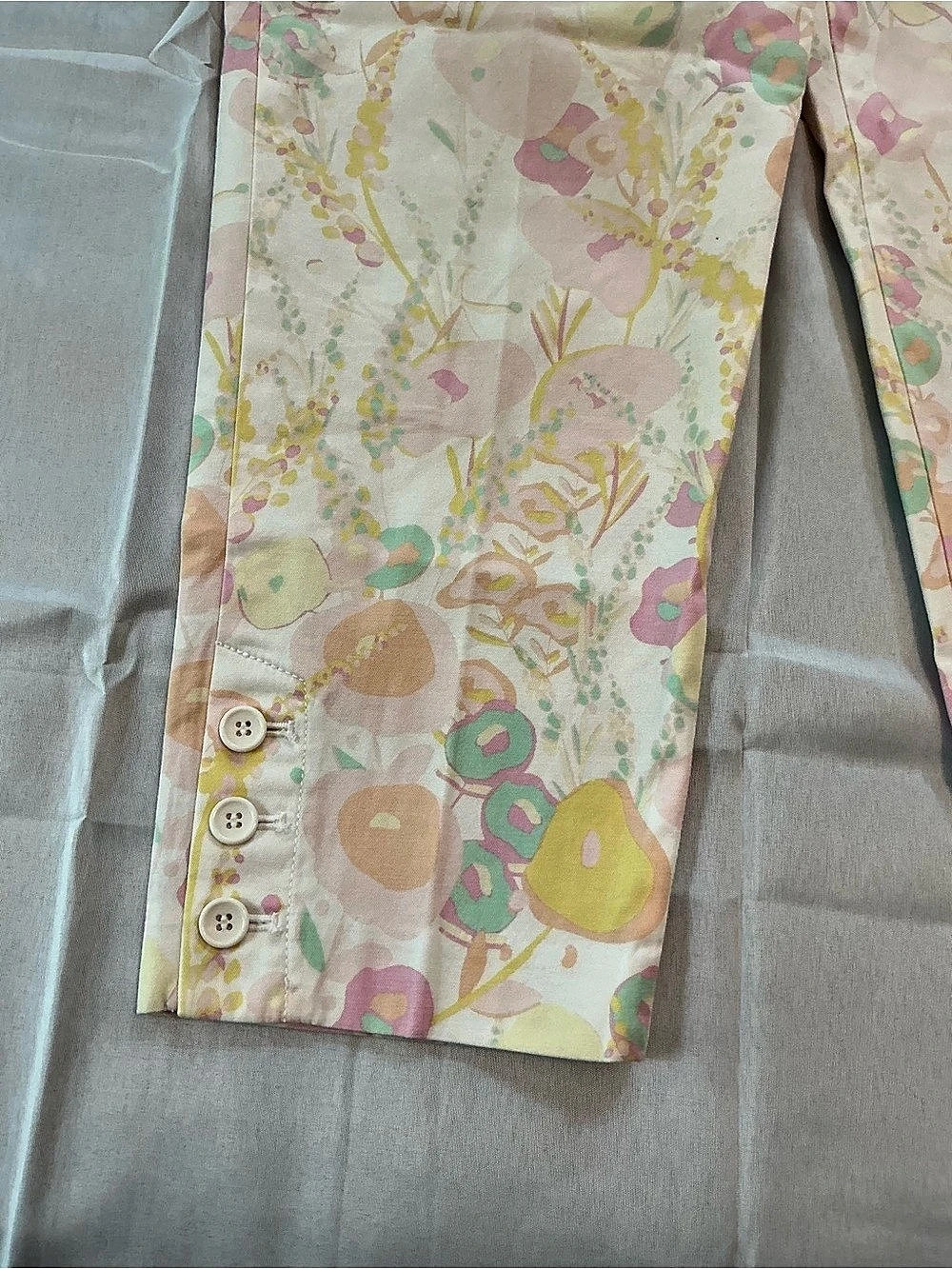 Talbots Perfect Crop Floral Straight Leg Pants Pink & Yellow Size 6P - Picture 4 of 5